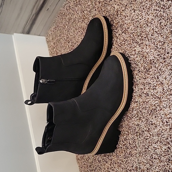 Dream Pairs Shoes - Women's Dream Pairs Wedge Chelsea Boots